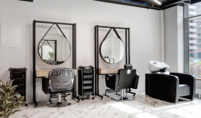 Аренда рабочих мест для парикмахеров в бьюти-коворкинге на ЦСКА